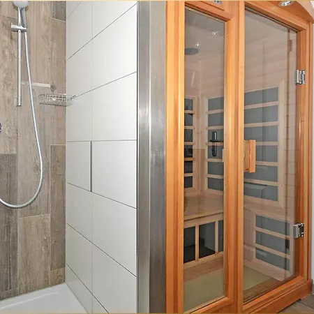 Waldsiedlung Dhh Waldhaus 6 Сasa de vacaciones Korswandt